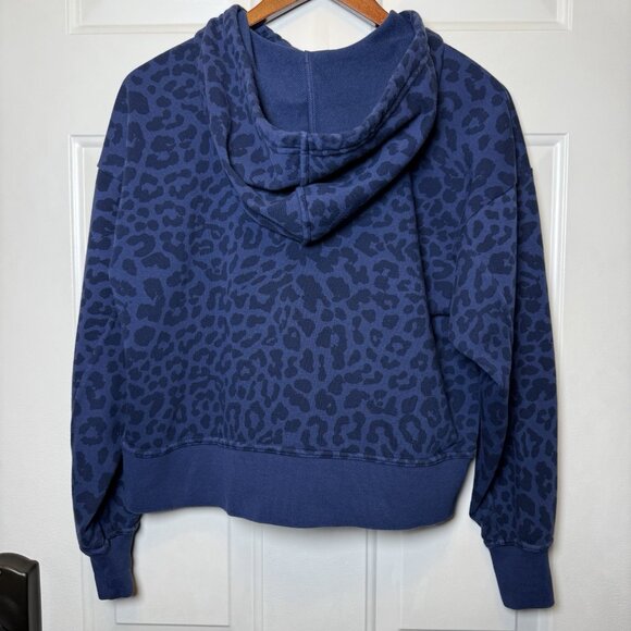 Nike DriFit Get Fit Hoodie Animal Print Pullover Cropped Women’s Sz XS Navy - Picture 2 of 11